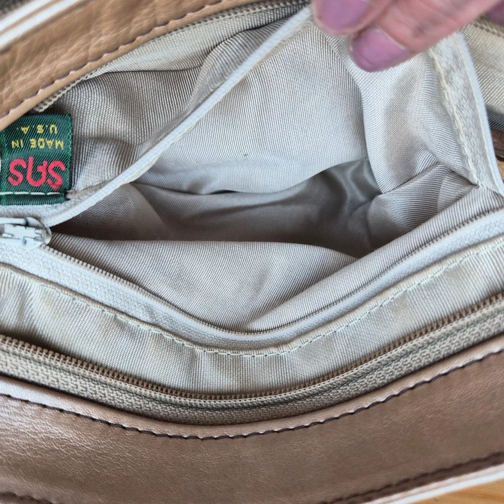 SAS San Antonio Shoemakers Metallic‎ Bronze Leather Crossbody Made in USA Retro